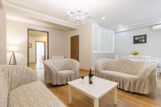 3 Bedroom 2 Bathroom Apartment In Central Mtatsminda Hills - 0