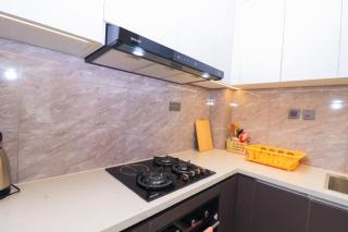 Misty Springs Westlands 2-Bedroom En-Suite Fully Furnished Apartment with GTC View - 6