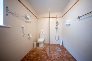 Stylish Chalet Oranmore Galway Sleeps 5 - 6
