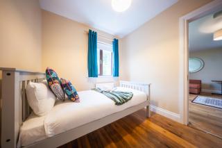 Stylish Chalet Oranmore Galway Sleeps 5 - 1