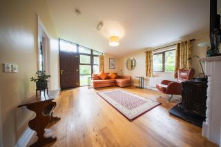 Stylish Chalet Oranmore Galway Sleeps 5 - 9
