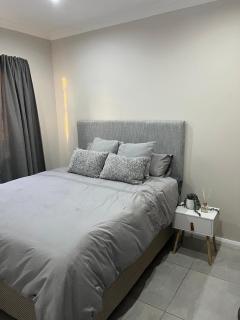 Shalom Guesthouse - 6