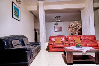 Grande Villa 300m2 Chaleureuse - 3