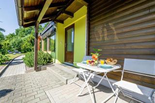 Ladybug House With Whirlpool - Happy Rentals - 3