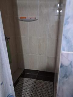 Traditional 4BR House Near Airport & City - 3