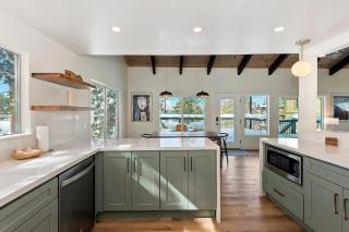 Newly Renovated Cozy Eagle w Lake Views and Loft - Big Bear Lake - 6