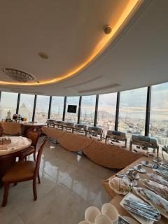 Royal Family Hotel - 5