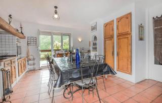 Awesome Home In Rigarda - 6