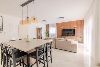 2BR the most wonderful APT BY MadrigalRentals - 0