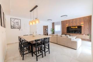 2BR the most wonderful APT BY MadrigalRentals - 9