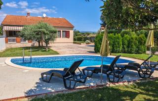 Stunning Home In Pavicini - 0