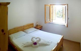 2 Bedroom Gorgeous Apartment In Ricadi - 1