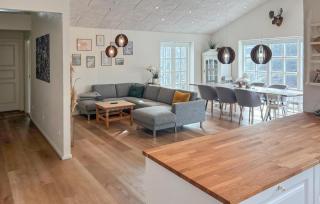 4 Bedroom Lovely Home In Malling - 5