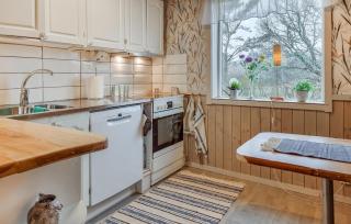 Awesome Apartment In Alingsås With Wifi - 6