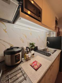 J&J Havenstay Ananda Square - Manila - 5
