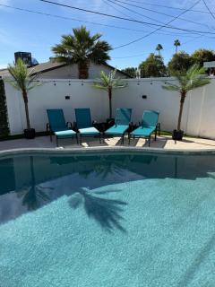 Location! Pool, Hot Tub, Game Room near Old Town & ASU - 0