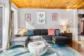 Sleeps 18, Hot Tub, Pets OK, Pool & Lake Access - 6