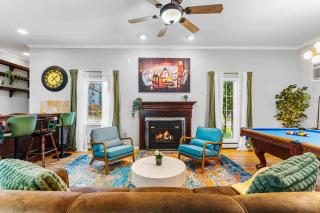 Sleeps 18, Hot Tub, Pets OK, Pool & Lake Access - 9