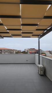 New high standing house with pool - 5
