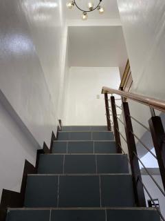 EE Transient House - 1