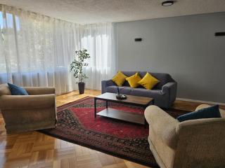 Spacious 2D near Costanera & Metro Los Leones - 0
