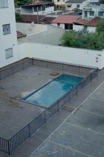 Apartamento com piscina - 8