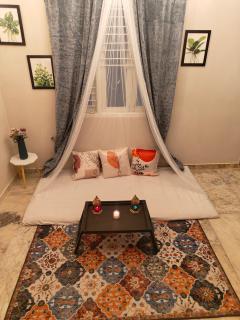 Hidden Gem - Romantic 1BHK, Full Full Furnished with Canopy lights, AC, WiFi and Smart TV - 5