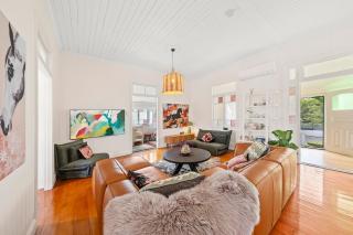 Inverclyde on Red Hill - Pet Friendly - 9