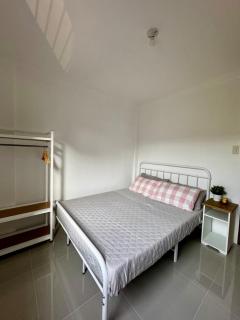 Sebastians CRIB C - 4