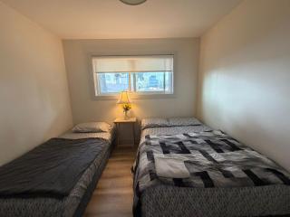 Vancouer Modern Homestay, Downtown 7 Min, Free Parking, Fast Wifi - 8
