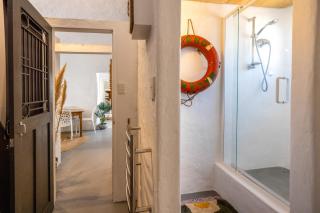 Santorini on Sea View by Waiheke Pure - 1