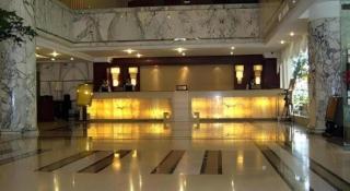 Lian Yun Hotel - 3