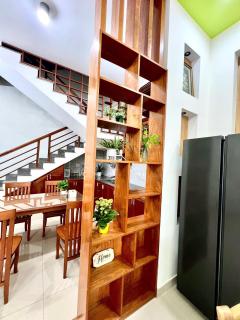 Nhà nguyên căn gần biển - 2