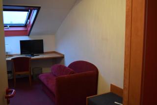 Hotel Zum Rosengarten - Darmstadt - 2