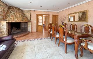 Amazing Home In Villajoyosa - 7