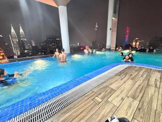 THE COLONY LUXE By INFINITY POOL VIEW KLCC - 9