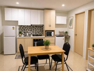 Trendy Edge Apartments - 8