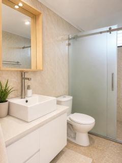 Trendy Edge Apartments - 7