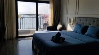 Wyndham Apart - Bay City or Mountain View with Balcony - 2