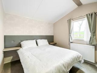 Orchard 14 - Uk51838 - 7