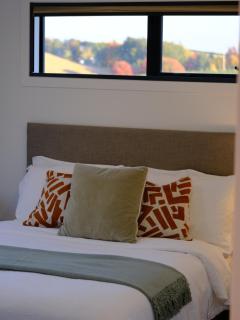 Brand New 2-Bedroom Retreat in Quiet Cul-de-Sac - 6