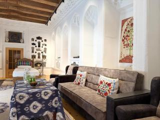 Barlos Boutique XVIII - Buxoro - 8