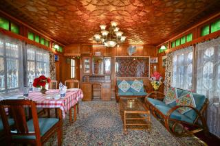 Lily Of The World Houseboat - 5