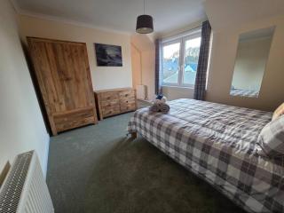 Highlands - River View - Apt - Sleeps 4 - Garden - 9