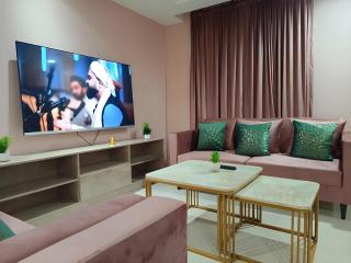 Gold Crest Signature Hotel Serviced Apartments - DHA Lahore - 3