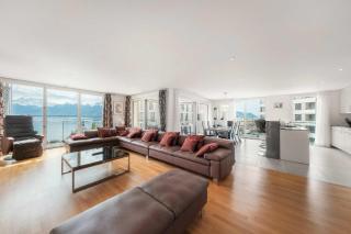 Luxury Apartment in Montreux with Panoramic Views by GuestLee - 9