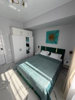 Sunrise Suite SeaView Mamaia Building Resort 2 - 5
