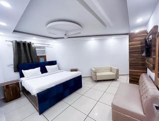 Hotel Abhinandan Hotels & Suites - Ayodhya - 2