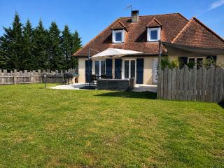 Maison Salignac 9 personnes - 9