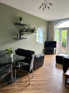 Lulworth Road - 7